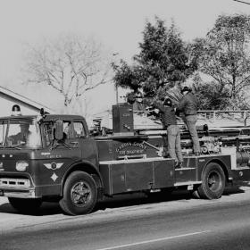 xlarge_GG Truck circa 1964_0.jpg