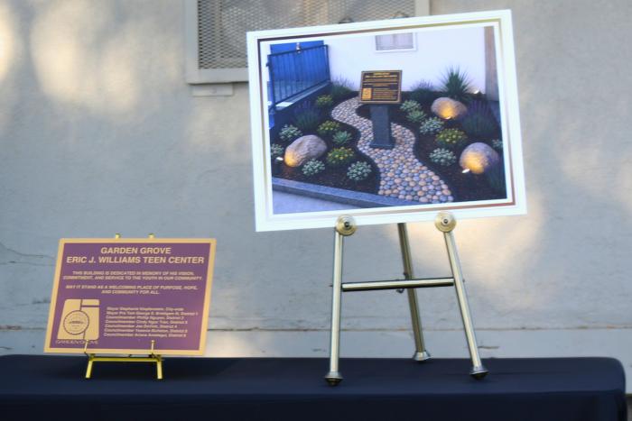 Plaque